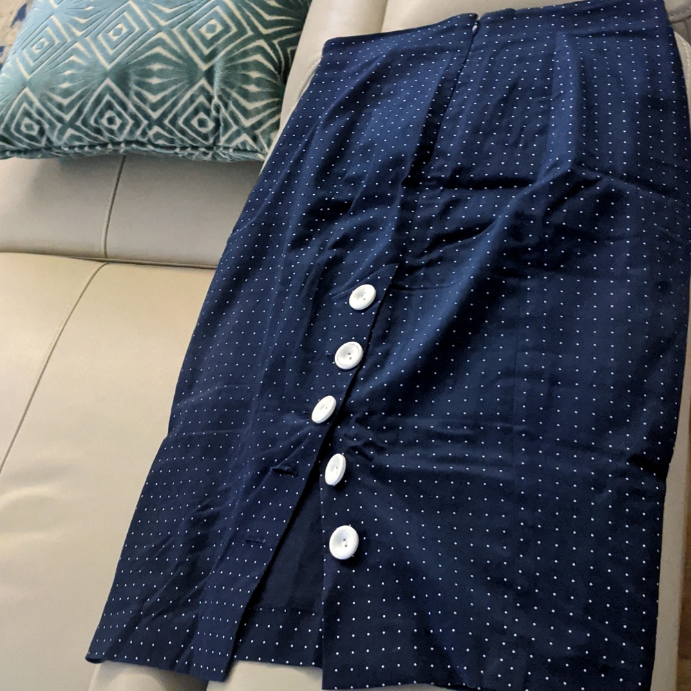 Bebe skirt